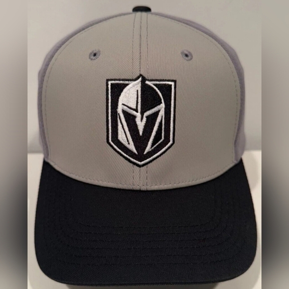 The Unbranded Brand Other - Las Vegas Golden Knights NHL Snapback Adjustable Hat Cap Grey Mesh Beige/Black